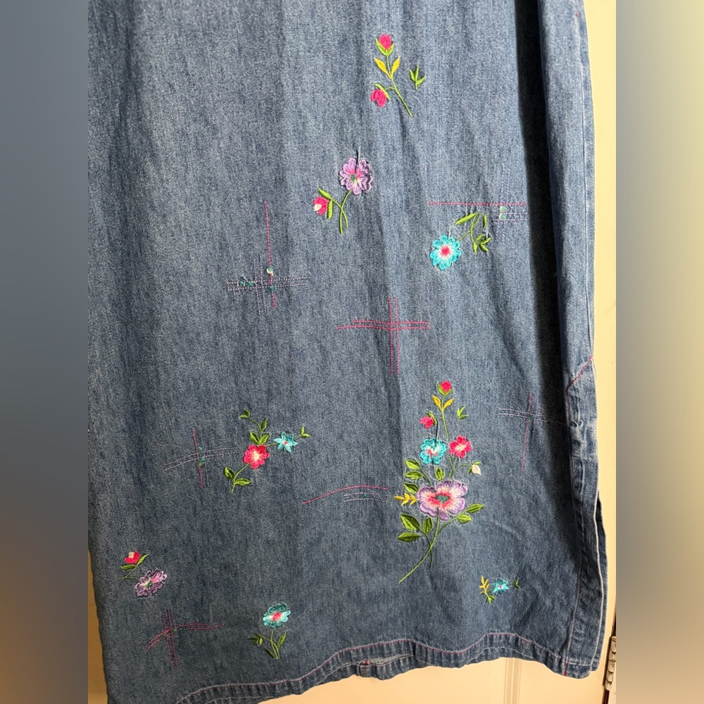 90’s studio ease Embroidered Denim maxi dress sz 12 picnic casual cottage - Picture 6 of 8